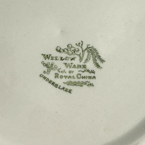 Vintage Blue Willow Ware Ironstone Plate Royal China 10 Inch Single Replacement - Picture 3 of 3